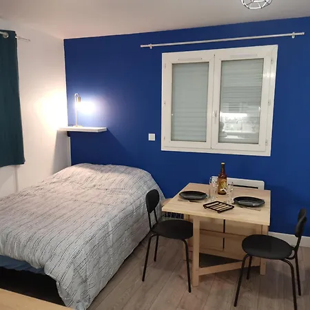 Charmant Studio A Cote De La Gare Yvetot Extérieur photo